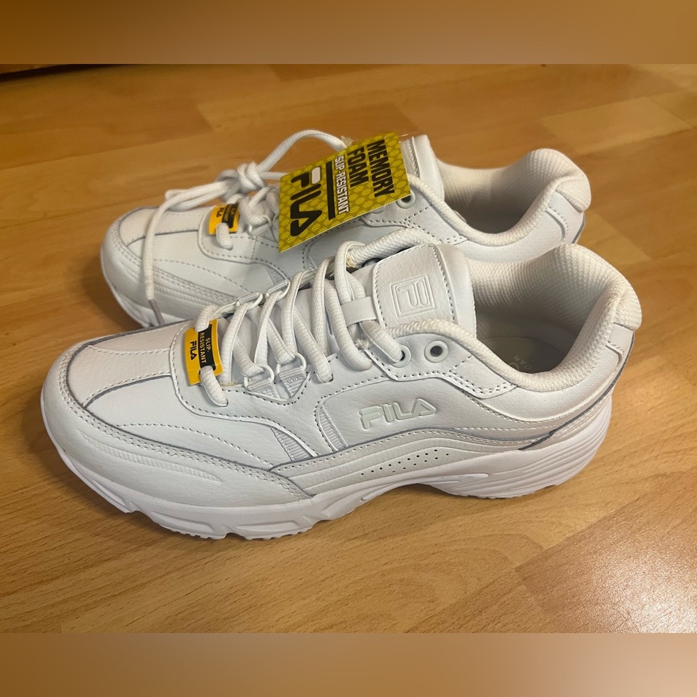 Fila Woman’s Memory Work Shift Sneaker Size 7.5 N… - image 2